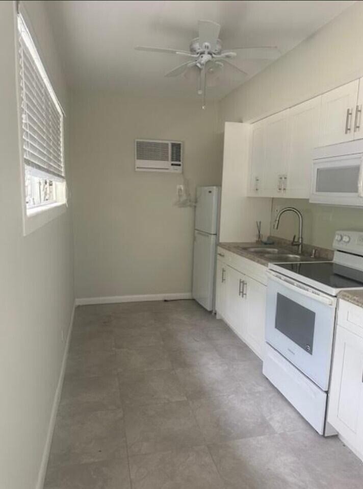3081 Virginia Street - Photo 3