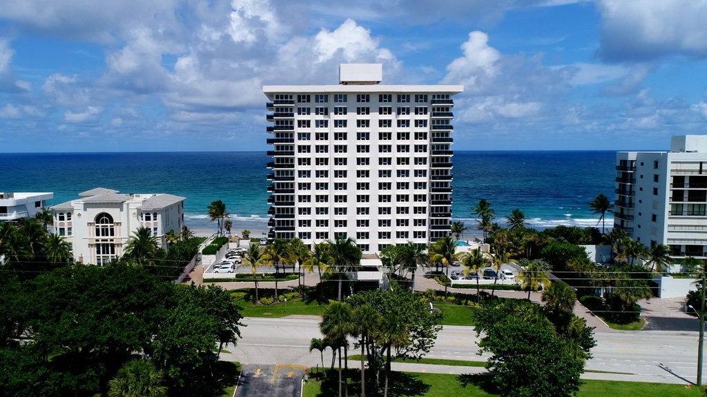 2066 N Ocean Boulevard - Photo 0
