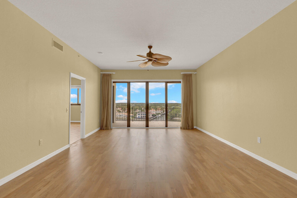 370 Golfview Road - Photo 7