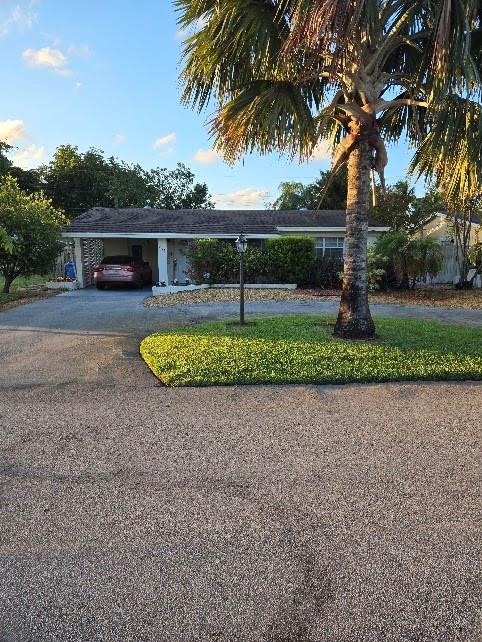311 Ne 42nd Street - Photo 0