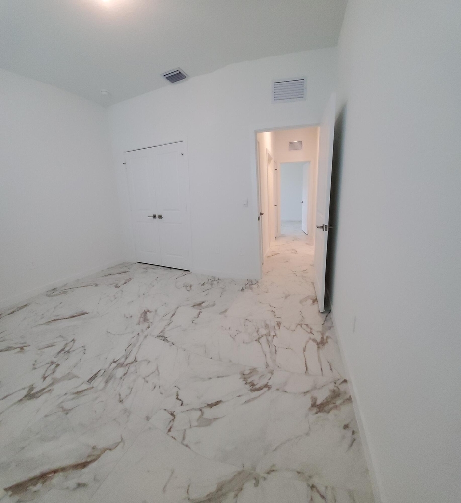 1949 Ne Ocean Dunes Drive - Photo 4