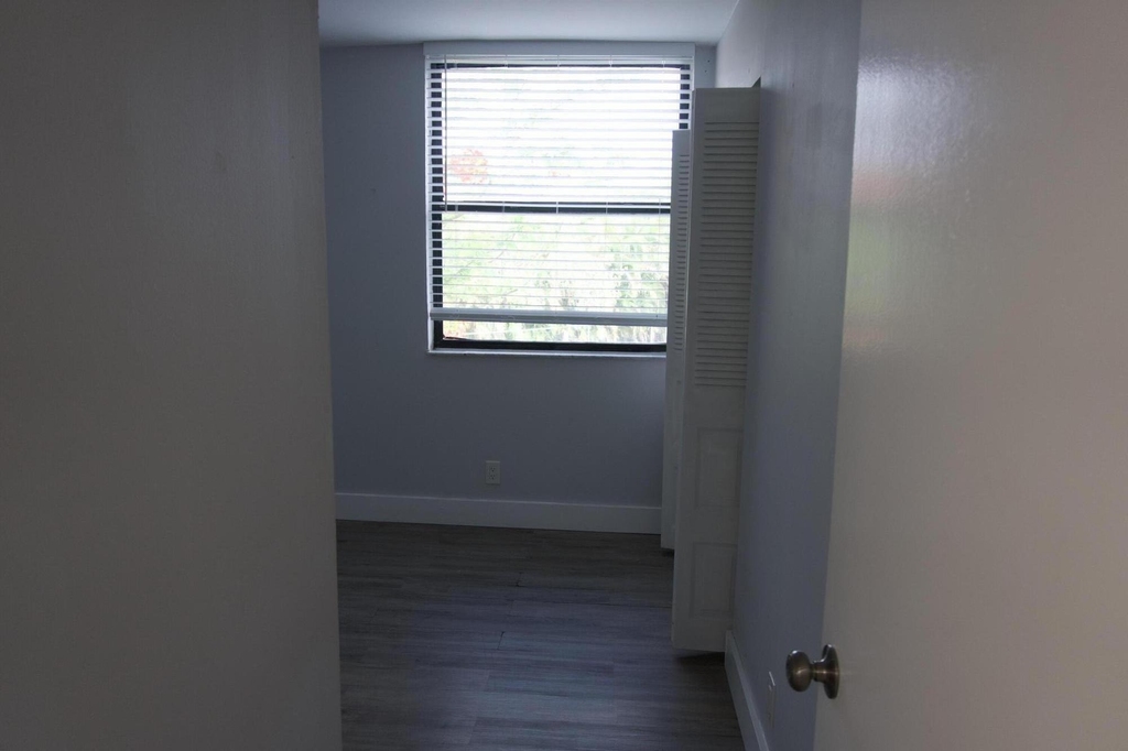213 Lake Pointe Drive - Photo 15