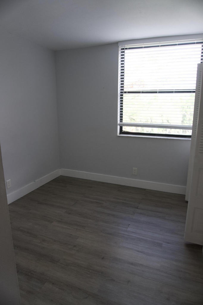 213 Lake Pointe Drive - Photo 16
