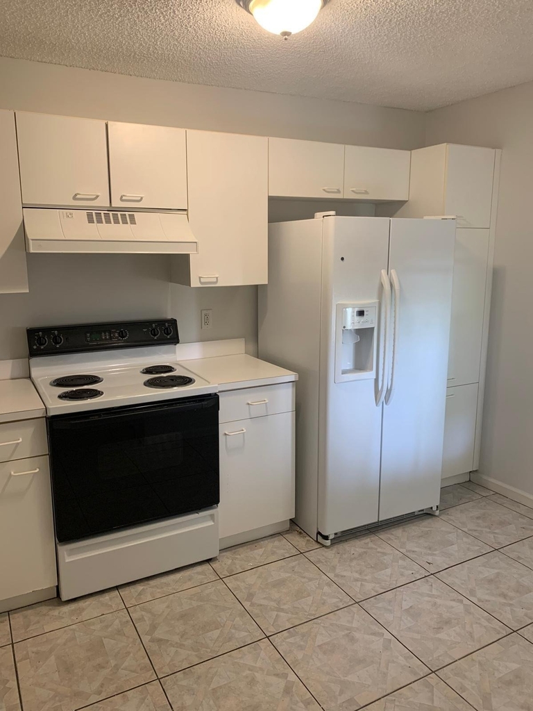4923 Sw 32nd Avenue - Photo 5