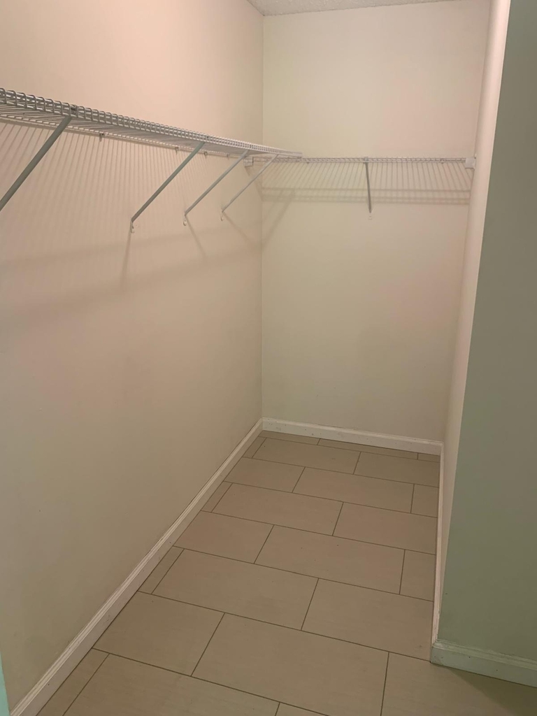 4923 Sw 32nd Avenue - Photo 3
