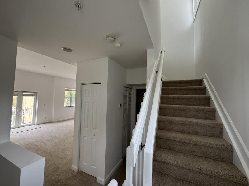 2351 Vintage Drive - Photo 3