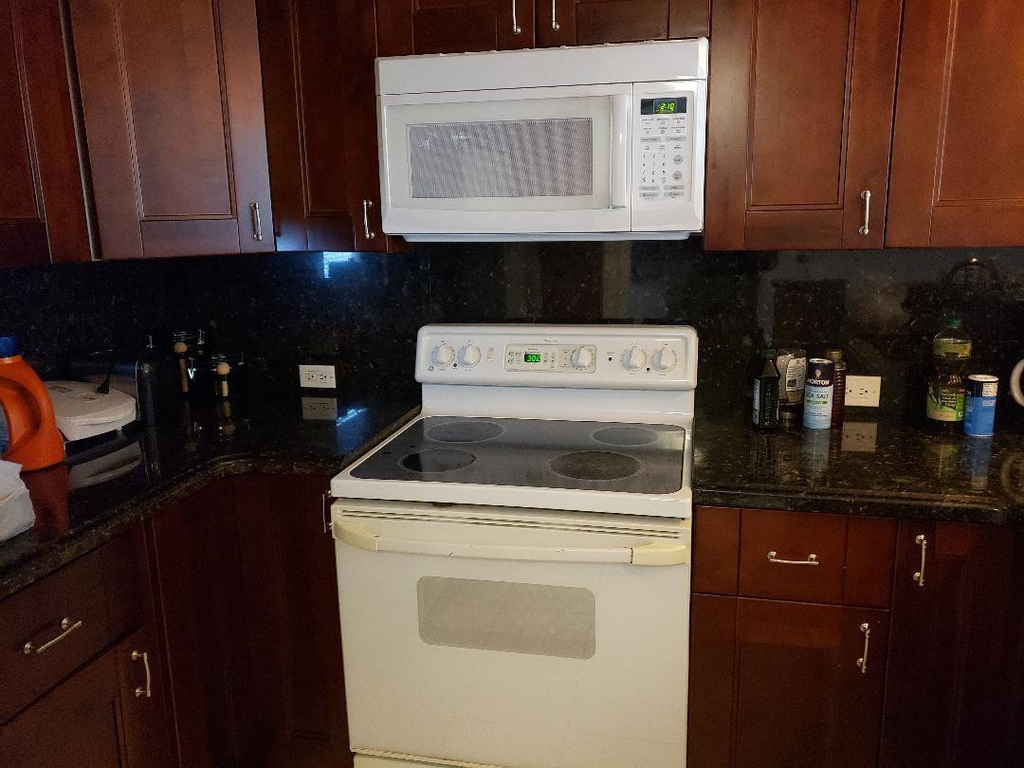 899 Se 2nd Avenue - Photo 3