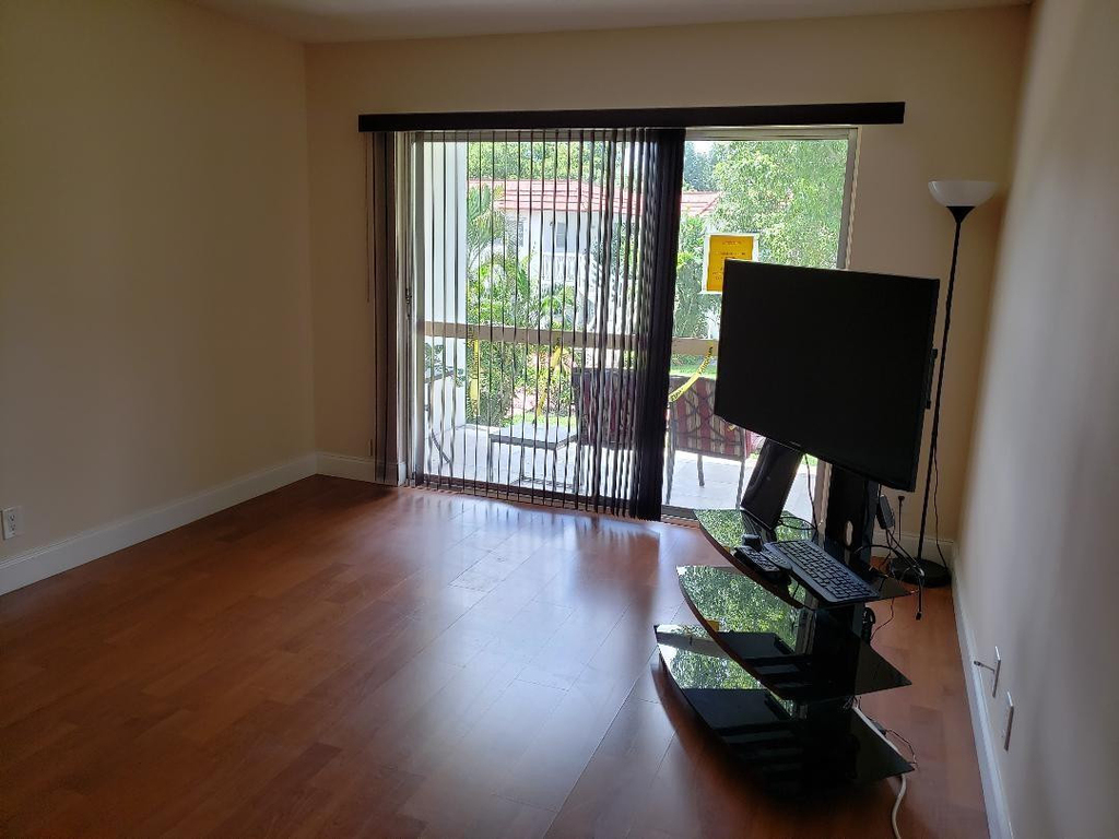 899 Se 2nd Avenue - Photo 22