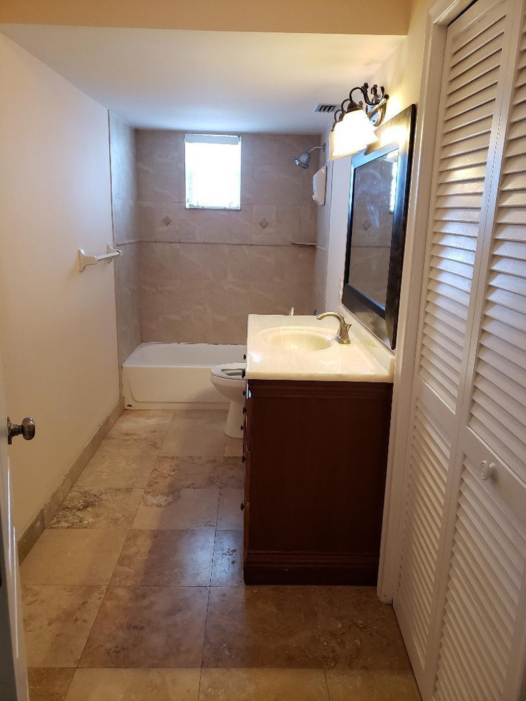 899 Se 2nd Avenue - Photo 15