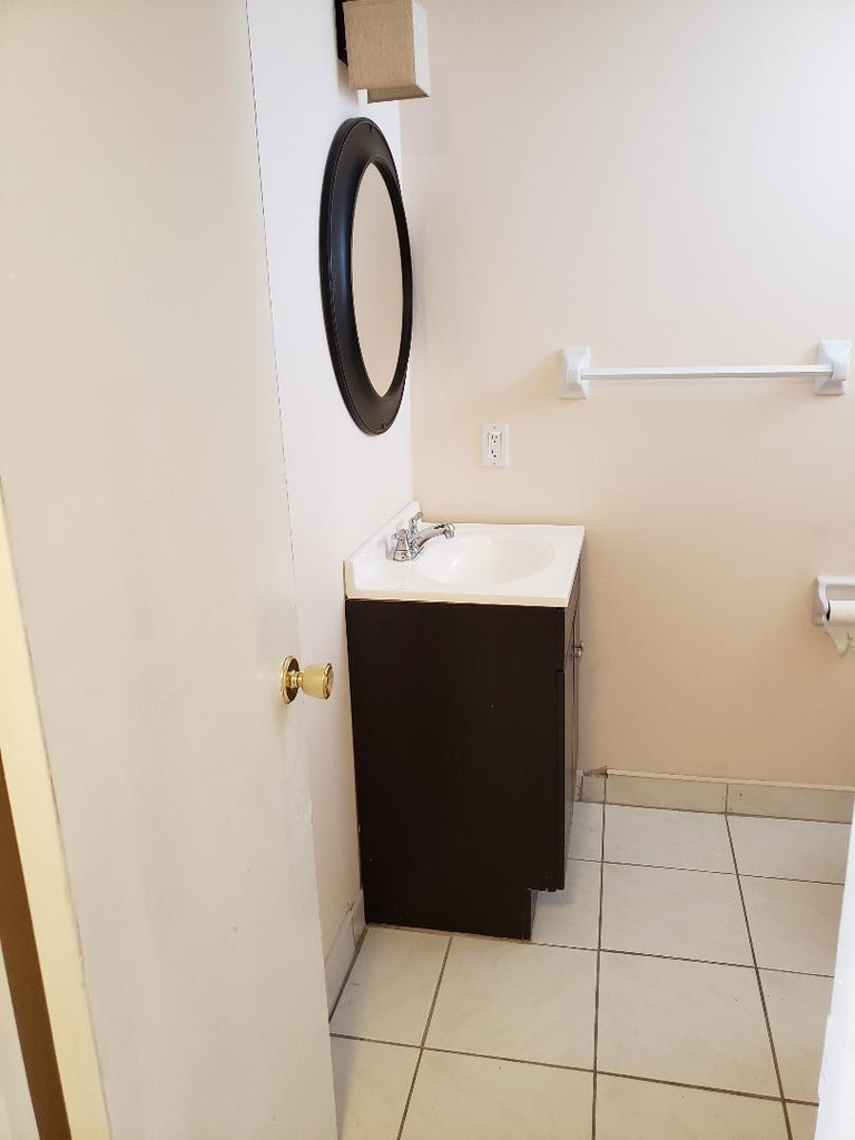 899 Se 2nd Avenue - Photo 9