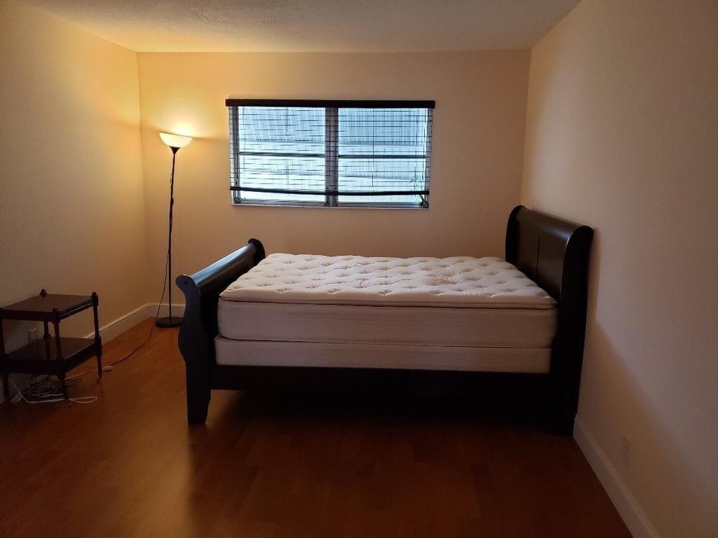 899 Se 2nd Avenue - Photo 13