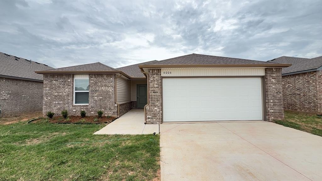 4004 Dutch Lane - Photo 0
