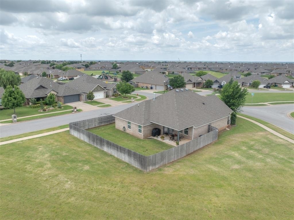 18500 Summer Grove Avenue - Photo 30