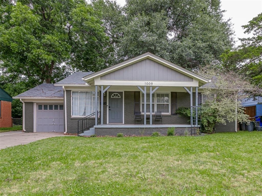 1009 Idaho Street - Photo 0