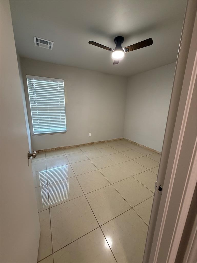 2704 Fennel Road - Photo 5