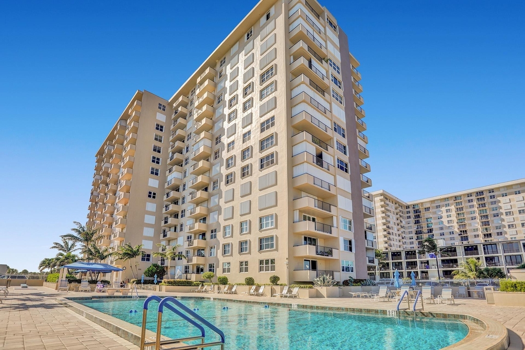 2000 S Ocean Boulevard - Photo 10
