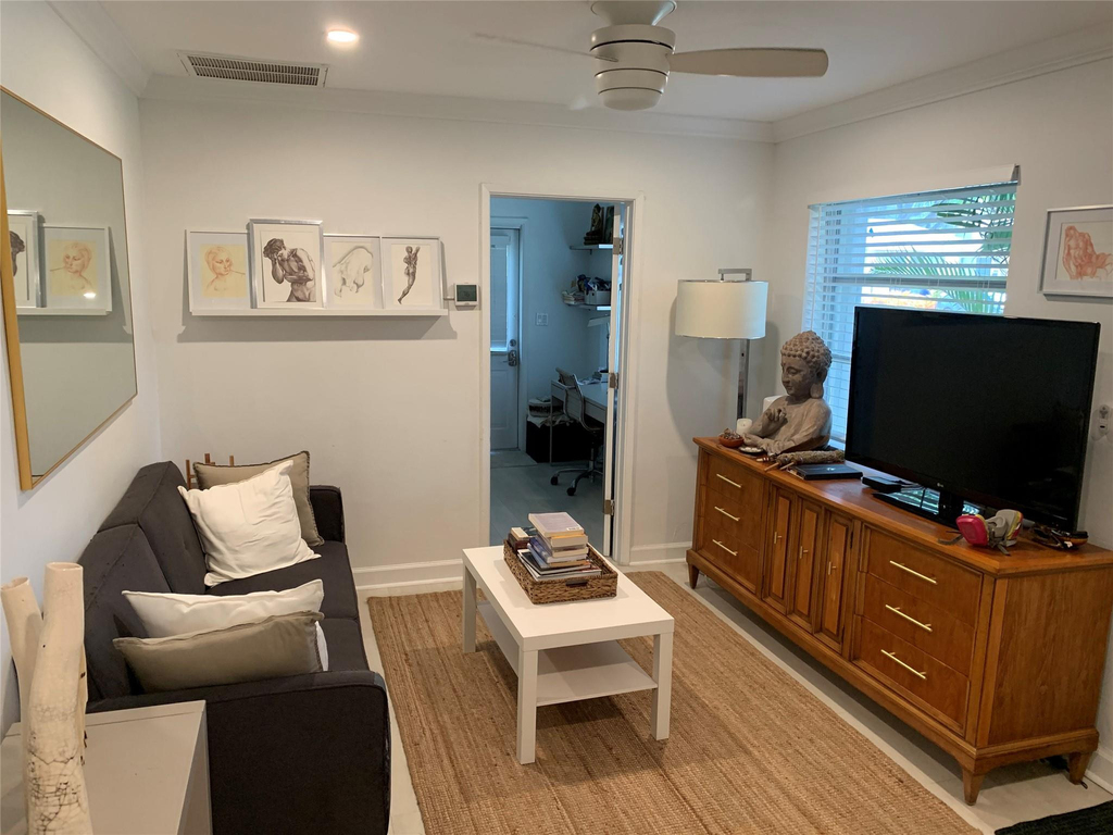 801 Sw 10th Street - Photo 5