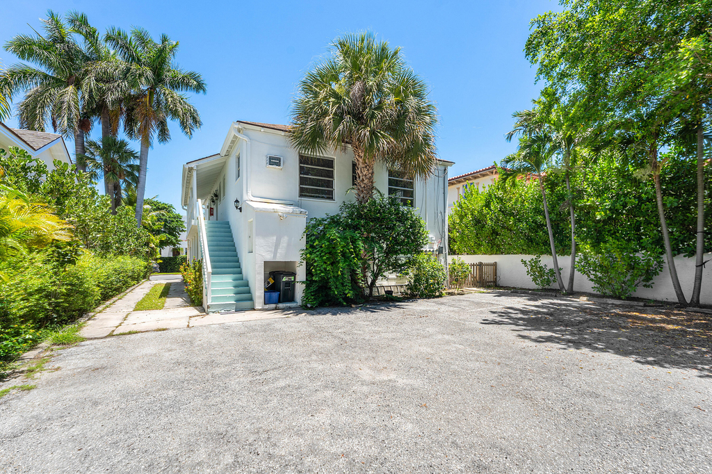424 Chilean Avenue - Photo 11