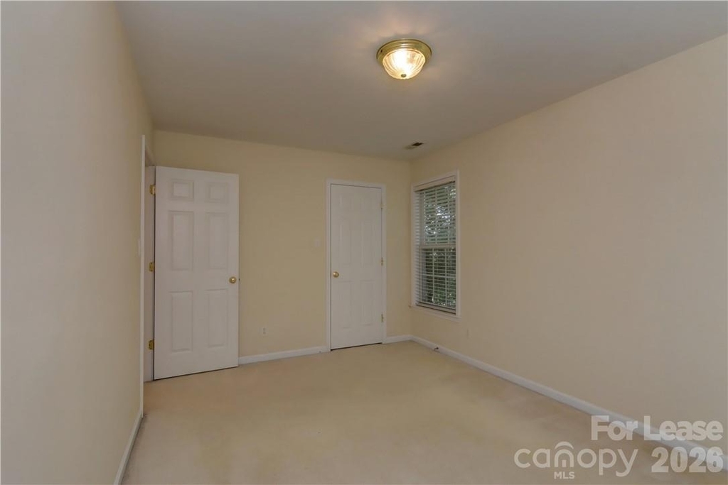 10496 Gunnison Lane - Photo 31