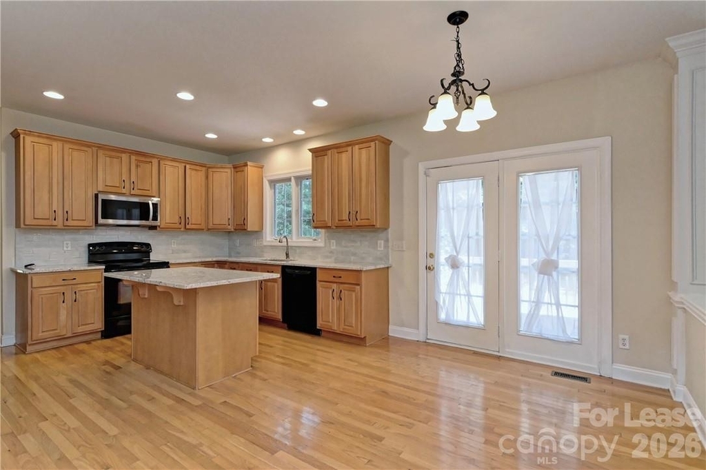10496 Gunnison Lane - Photo 7