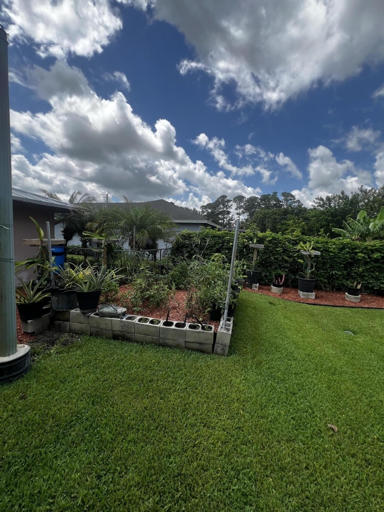 173 Se Fallon Drive - Photo 41