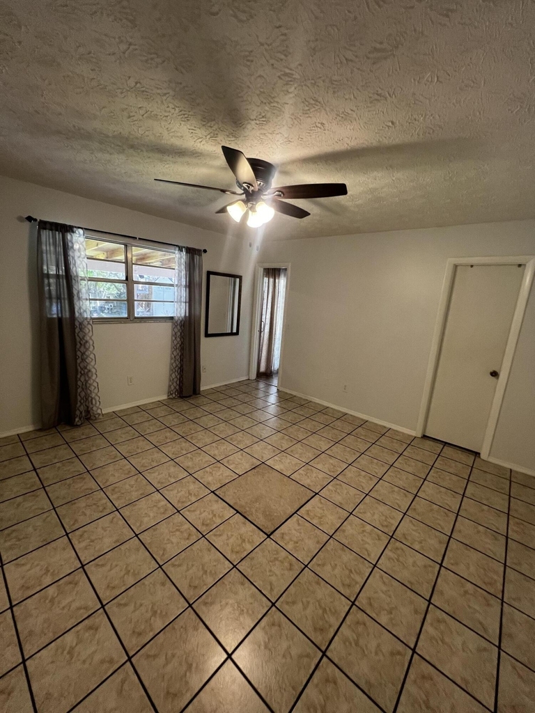 173 Se Fallon Drive - Photo 14