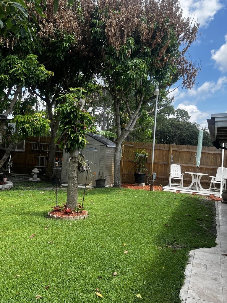173 Se Fallon Drive - Photo 45
