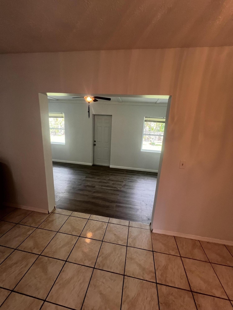 173 Se Fallon Drive - Photo 31
