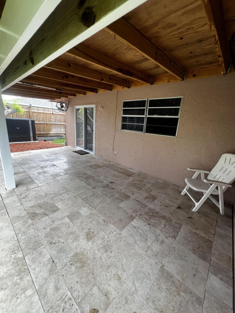 173 Se Fallon Drive - Photo 36