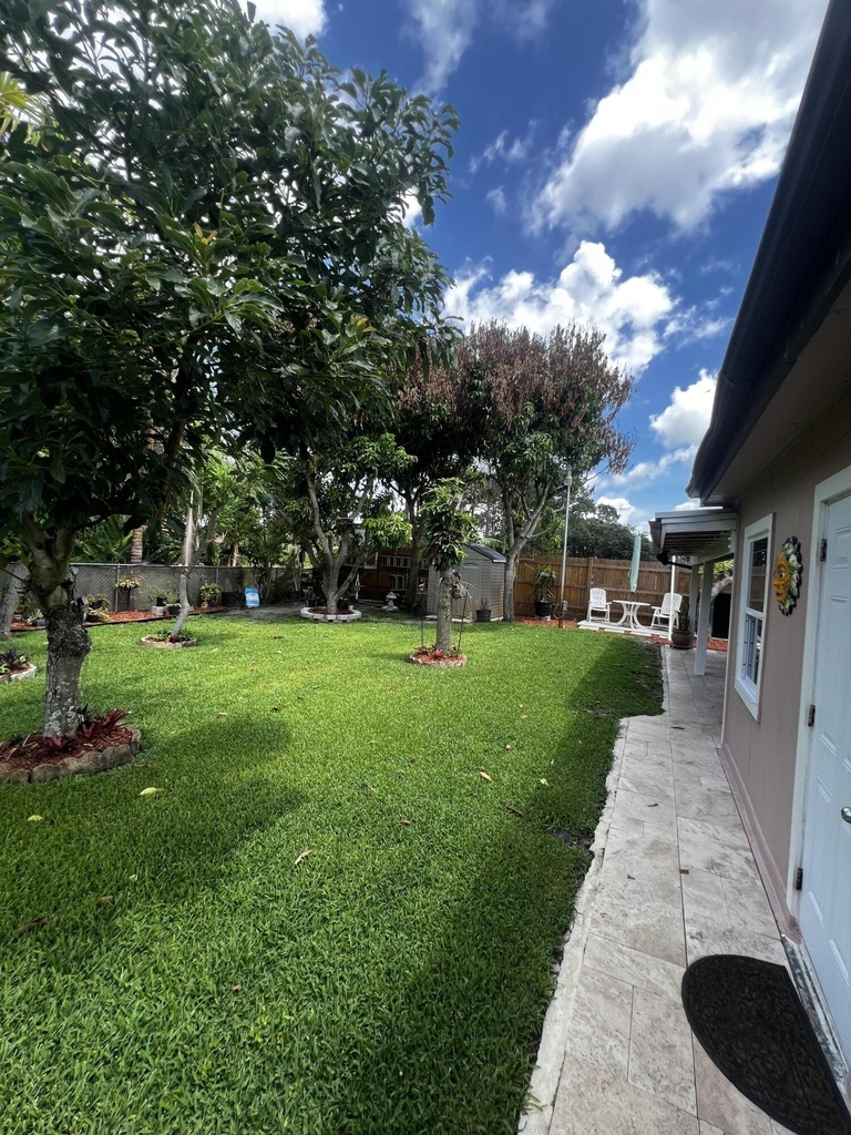 173 Se Fallon Drive - Photo 44