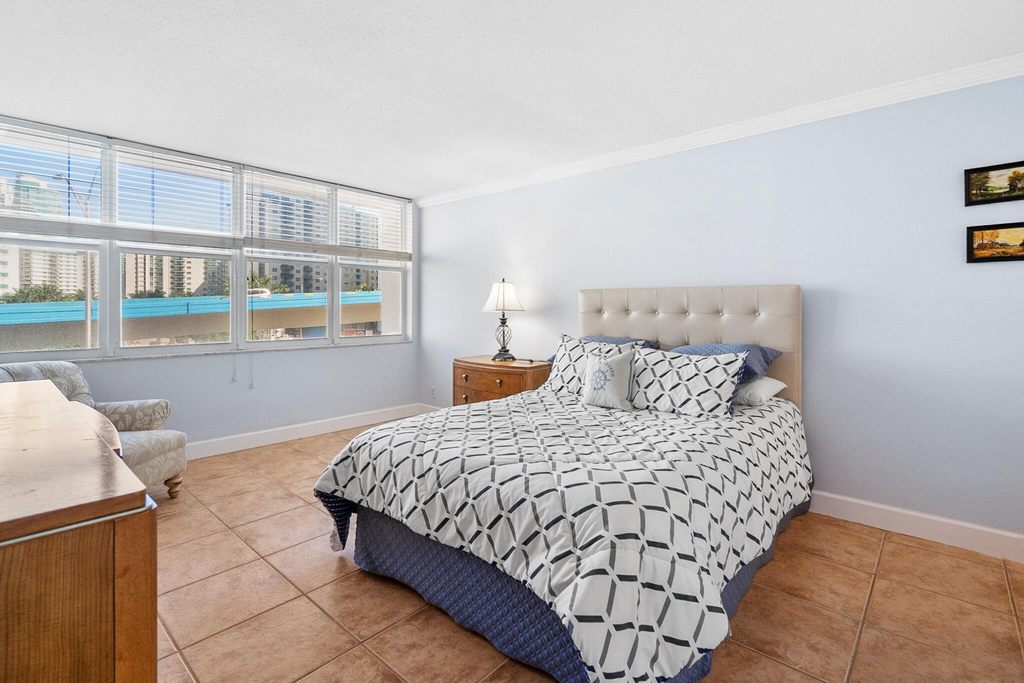 1801 S Ocean Drive - Photo 20