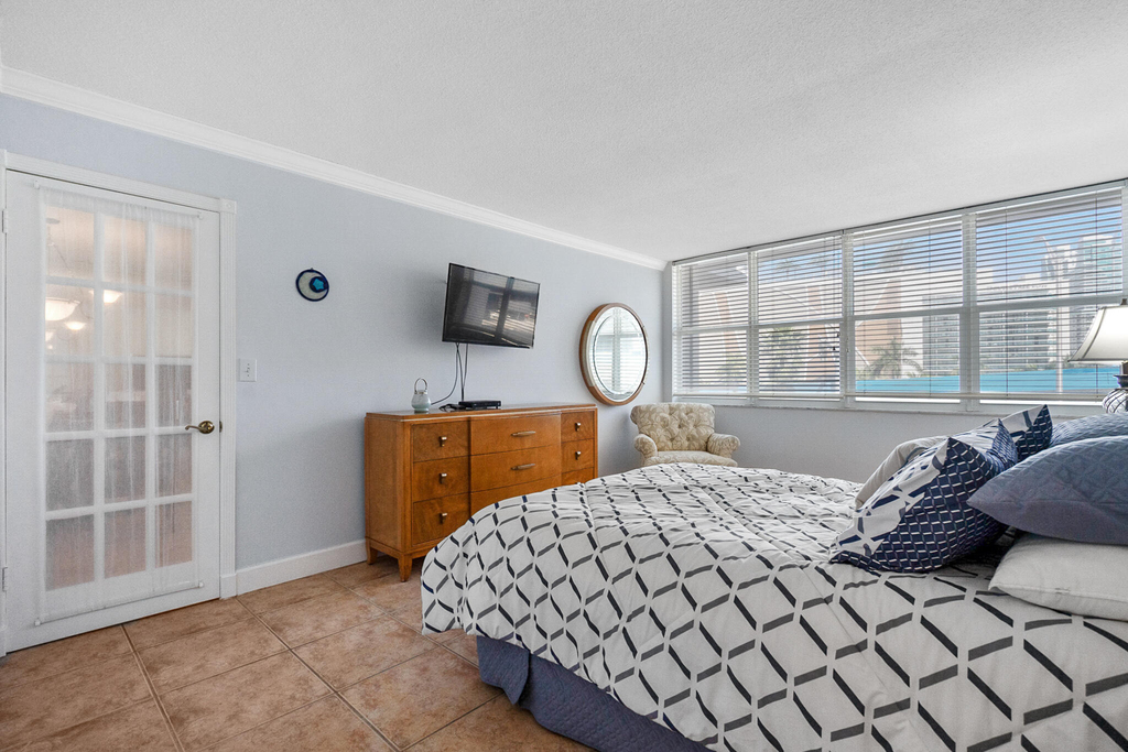 1801 S Ocean Drive - Photo 5