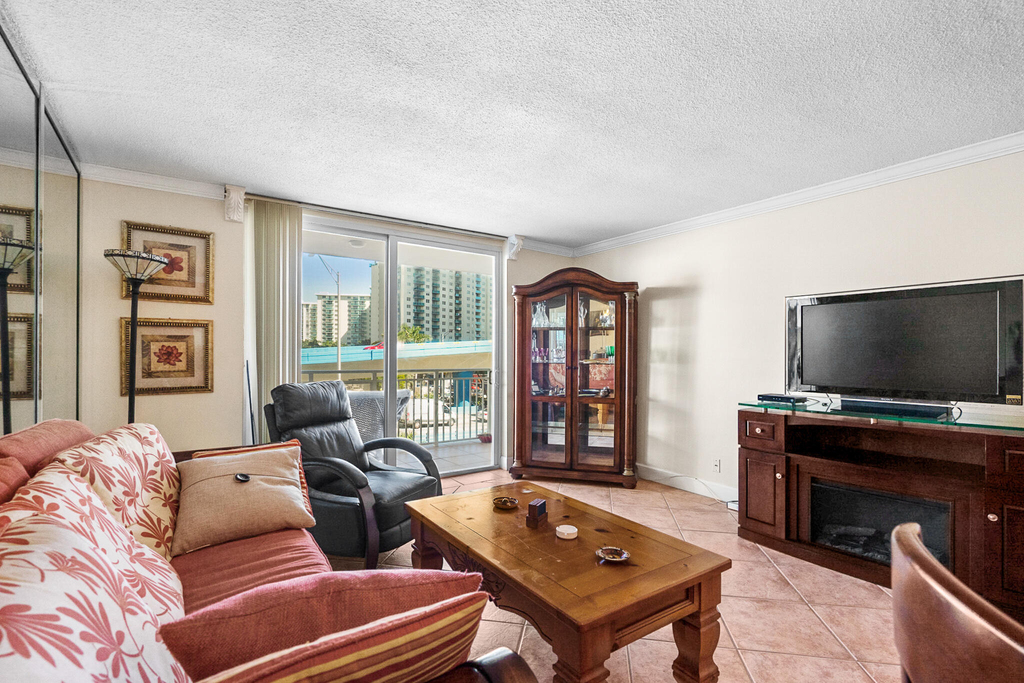 1801 S Ocean Drive - Photo 3