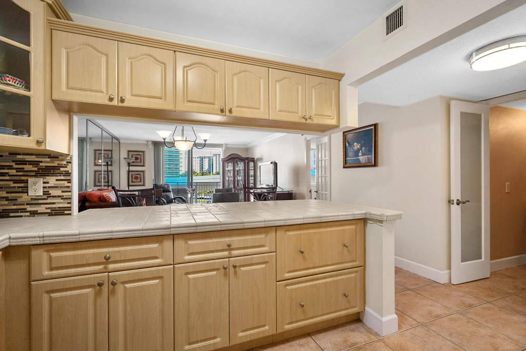 1801 S Ocean Drive - Photo 7
