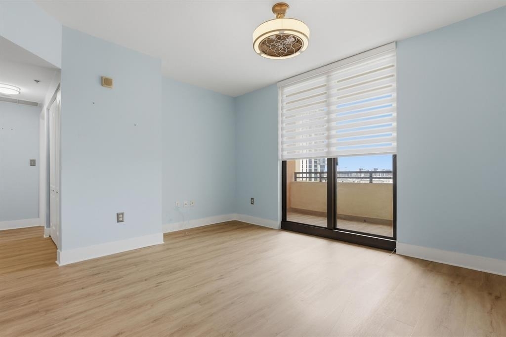 110 N Federal Highway - Photo 4
