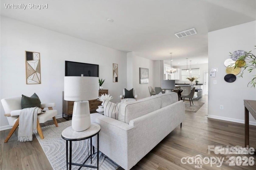 8140 Jacey Lane - Photo 3