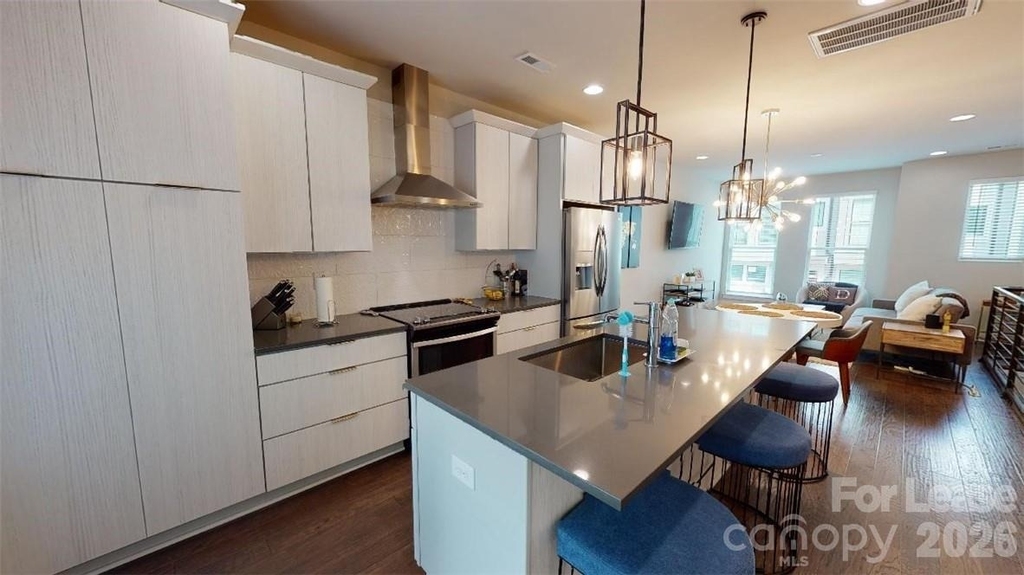244 Uptown West Drive - Photo 4