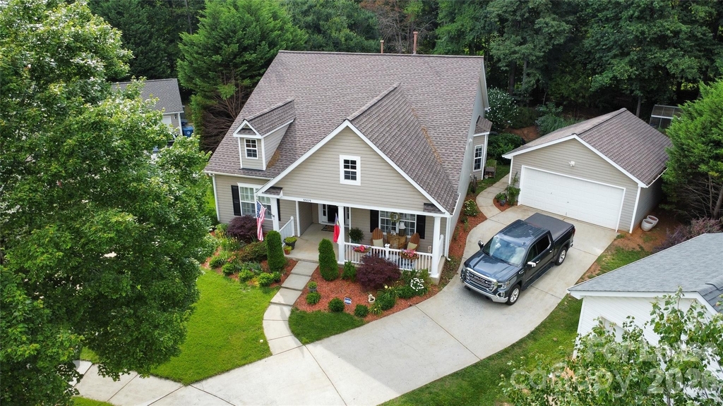 9909 Adelie Court - Photo 2