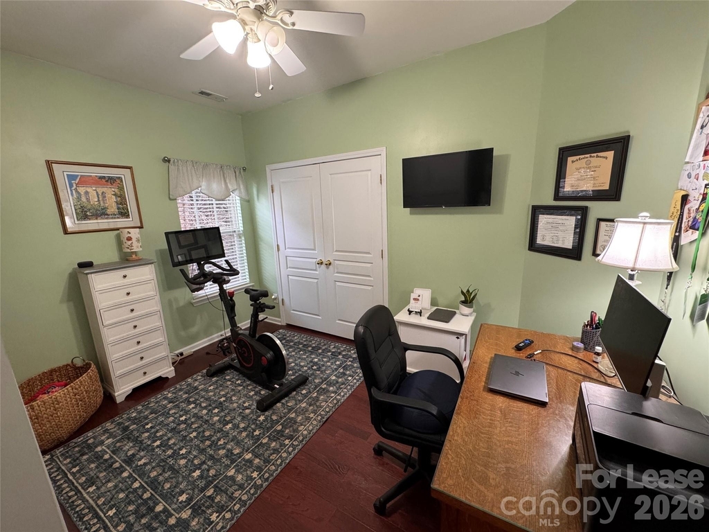 9909 Adelie Court - Photo 4