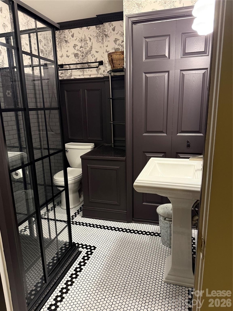 2501 Roswell Avenue - Photo 13