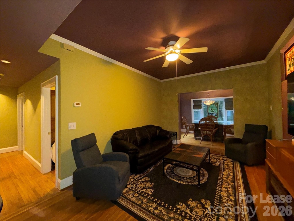 2501 Roswell Avenue - Photo 5