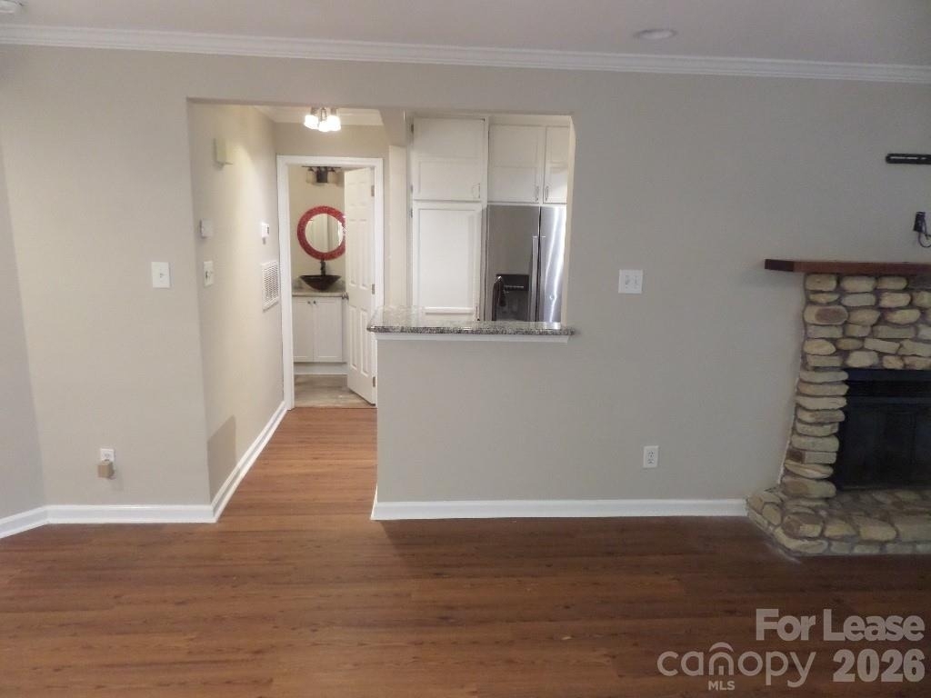 1109 E Morehead Street - Photo 6