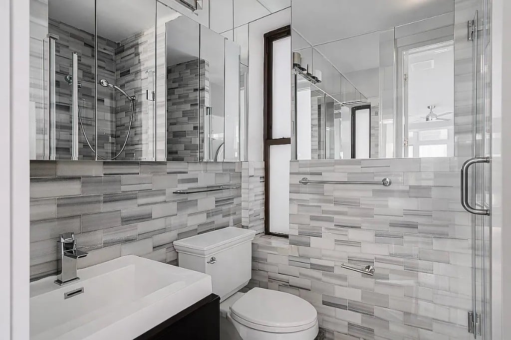 345 East 5th Street345 East 5th Street - Photo 3