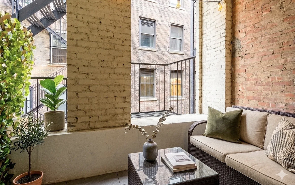 40 East 12th Street - Photo 1
