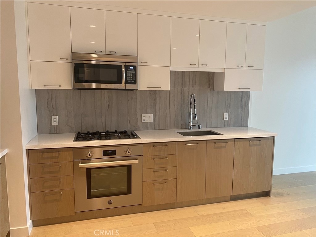 400 S Broadway - Photo 26