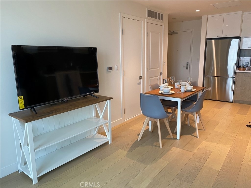 400 S Broadway - Photo 21