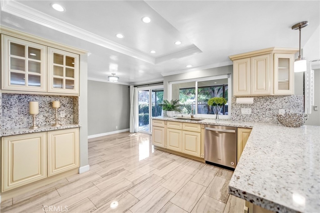 452 W Winnie Way - Photo 7