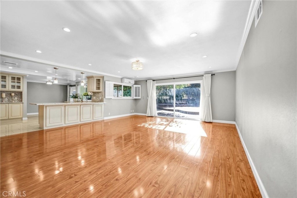 452 W Winnie Way - Photo 4