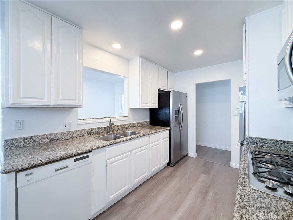 18626 Barroso St - Photo 4