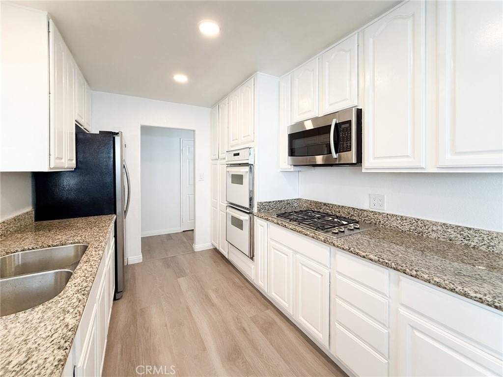 18626 Barroso St - Photo 3